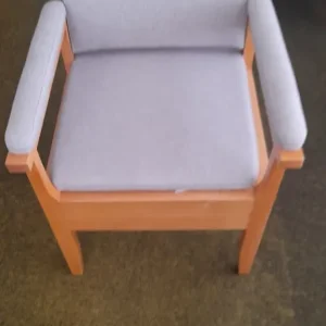 NORWEGIAN WOOD FURNITURE COMMODE - Image 3