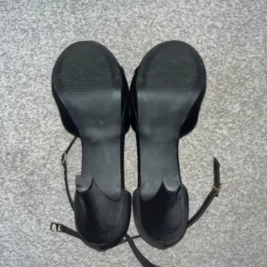 New Look Heels Size 5 - Image 5