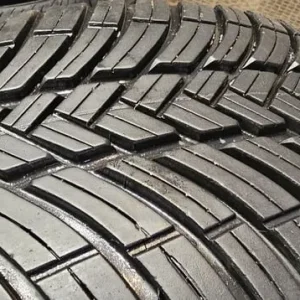 225 55 17 2 x tyres Avon AS7 All Seasons - Image 4
