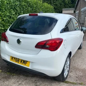 2018 Vauxhall Corsa 1.4i EcoTEC Sport 3-door Manual - Image 5