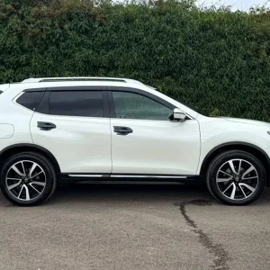 2020 Nissan X-Trail 1.7 dCi Tekna SUV Estate Diesel Manual - Image 4
