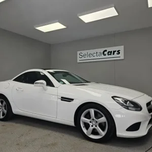 2017 Mercedes-Benz SLC 250d Convertible - Image 4