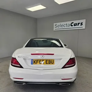 2017 Mercedes-Benz SLC 250d Convertible - Image 7