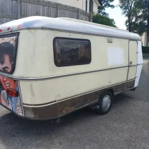 Eriba caravan 3/4 berth - Image 2