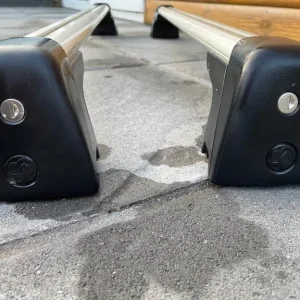 Vauxhall Astra J roof bars