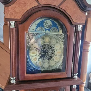 Tall clock - vintage - antique style - Image 2