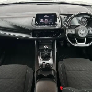 2021 Nissan Qashqai Acenta Premium 1.3 DIG-T Hybrid SUV - Image 7