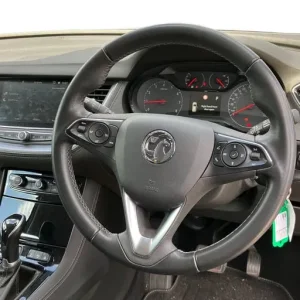 2021 Vauxhall Grandland X 1.5 Turbo D SRi Nav 5dr Auto Hatchback Diesel - Image 3