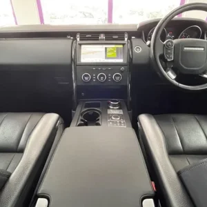 2018 Land Rover Discovery 3.0 TD V6 SE 4WD Diesel SUV - Image 2