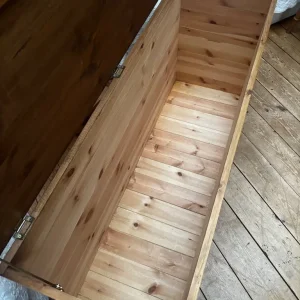 Pine Blanket Box - Image 3