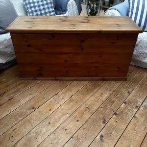 Pine Blanket Box