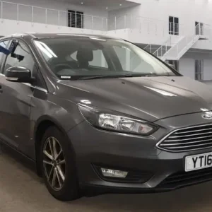 2016 Ford Focus 1.0T EcoBoost Zetec Euro 6 5-door hatchback manual
