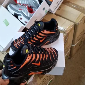 Kids' best quality trainers - Image 5