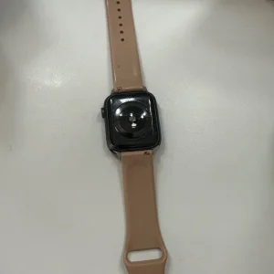 Apple Watch Series 5 – 40mm Black (Includes Extra Strap) - Image 4