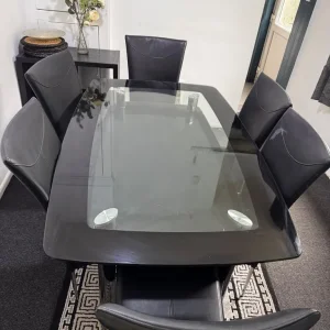 L shape corner sofa and clear glass dining table with 6 chairs - Image 6