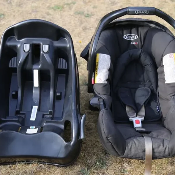 Graco Junior Car Seat with Base