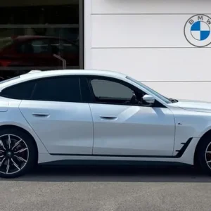 2023 BMW i4 eDrive40 M Sport 83.9kWh 5-door electric hatchback - Image 3