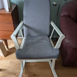 Nursing rocking chair