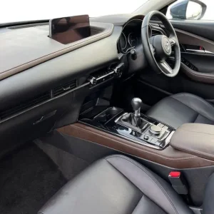 2024 Mazda CX-30 Takumi Hybrid 2.5L Manual 5-door - Image 7