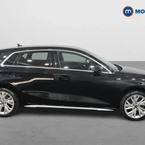 2022 Audi A3 40 TFSI e S Line 5-door Hatchback - Image 8