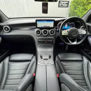 2020 Mercedes-Benz GLC 300de AMG Line Premium 4MATIC - Image 3