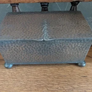 Arts and crafts planished pewter box