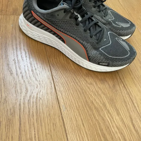 Puma trainers