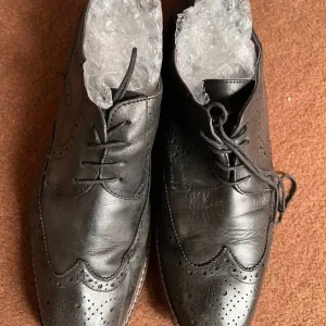 Taylor and Wright Men’s Shoes - Image 3