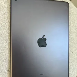 Apple iPad 7 10.2 Inch Black 32GB - Image 8