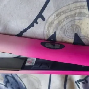 Soho Titanium Hair Straightener - Image 2
