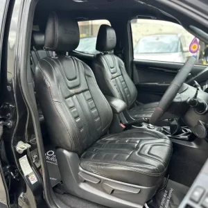 2018 Isuzu D-Max 1.9 Blade Double Cab 4x4 PICK UP Diesel Manual - Image 8