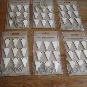 Wooden mini bunting flags 6 packs