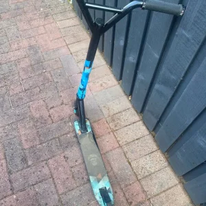 Kids stunt scooter - Image 2