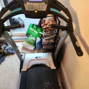 Free treadmill working but emergency key missing - Image 3
