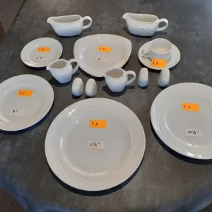 41 Piece Dinner Set - Image 3