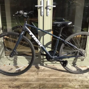 TREK FX 2 Disc Hybrid Bike - Image 2