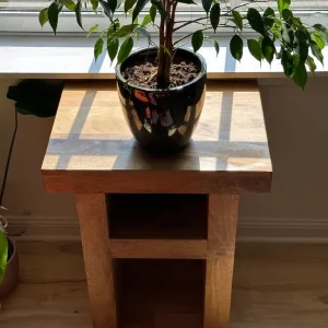Solid mango wood table - Image 4
