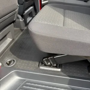 2024 Volkswagen Transporter 2.0 TDI 150 Highline Kombi Van Window Van Diesel Manual - Image 8