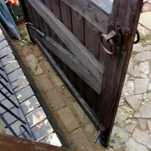 Twin gate - Image 6