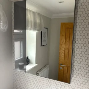 Bathroom storage cabinet