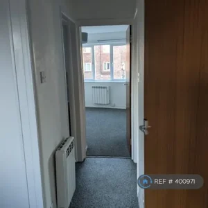 1 bedroom maisonette in Church Road, Gurnard, Hove, Brighton and Hove - Image 6