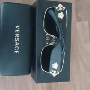 Versace Medusa sunglasses - Image 3