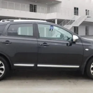 2012 Nissan Qashqai 1.6 dCi Tekna 4WD Hatchback - Image 5