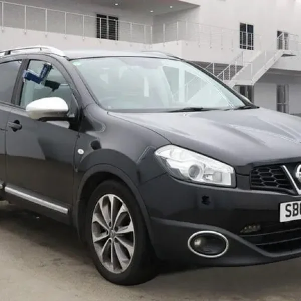 2012 Nissan Qashqai 1.6 dCi Tekna 4WD Hatchback