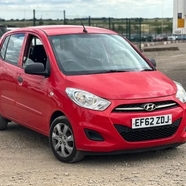2012 Hyundai i10 1.2 Classic 5-door hatchback