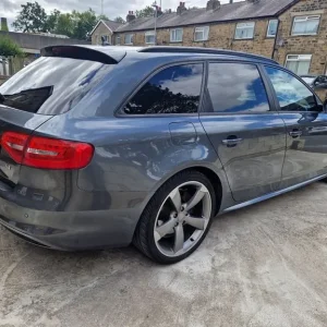 2012 Audi A4 Avant Black Edition Sline - Image 4