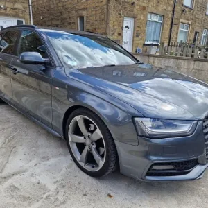 2012 Audi A4 Avant Black Edition Sline