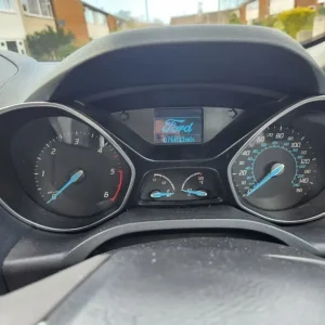 Ford Cmax spare part with engine running - Image 7