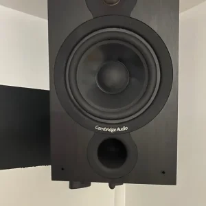 4 Cambridge Audio SX60 speakers with wall holders