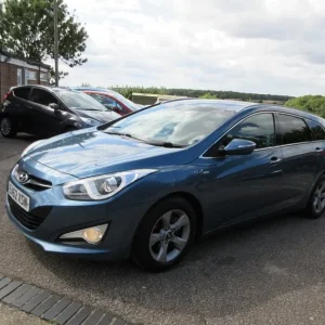 2012 Hyundai i40 1.7 CRDi Blue Drive Style 5-door Estate Diesel Manual - Image 3